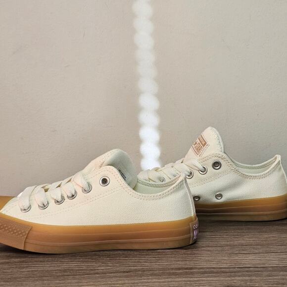 Converse Women's CTAS Heavy Canvas Oxfords Size 6.5 A10512C NWT - Picture 2 of 9